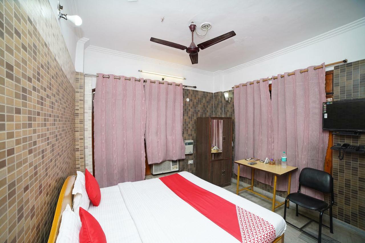 Oyo 39543 Hotel Kk Pantnagar Exterior foto