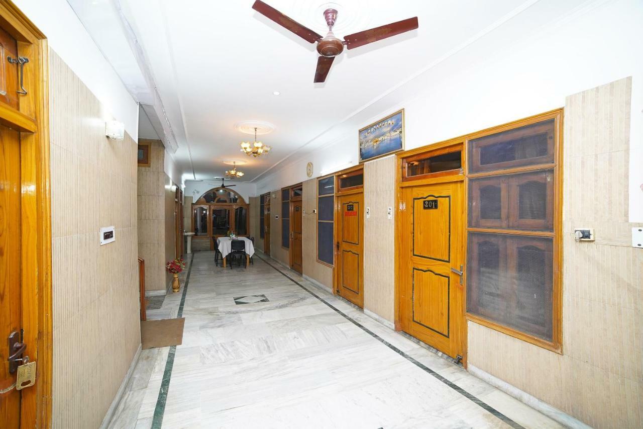 Oyo 39543 Hotel Kk Pantnagar Exterior foto